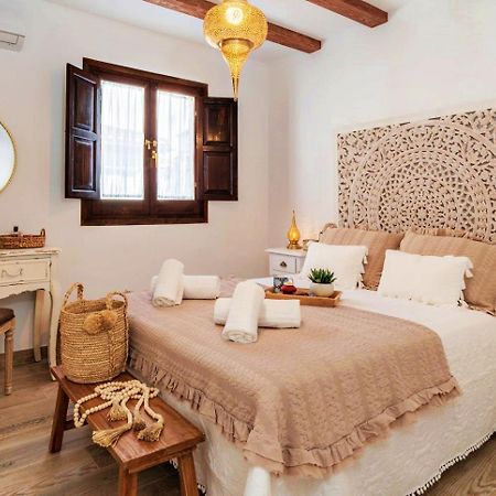 Tuguest Nazari Caldereria Apartments - Free Parking غرناطة المظهر الخارجي الصورة